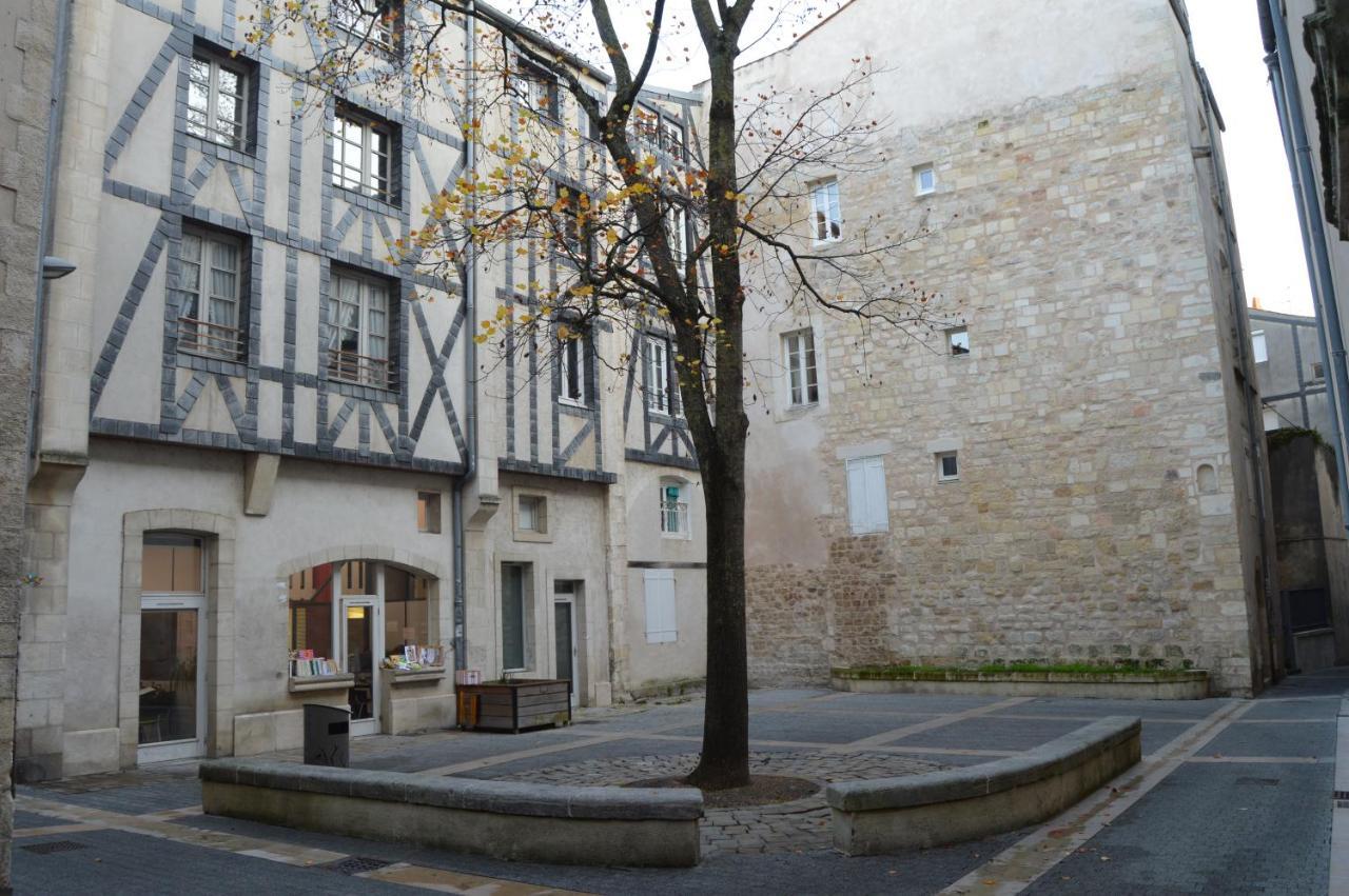 - Le Petit Rochelais -Calme&Cosy- Wifi-Netflix Apartment La Rochelle  Luaran gambar